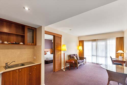 Century Inn Traralgon - Luxury Apartment